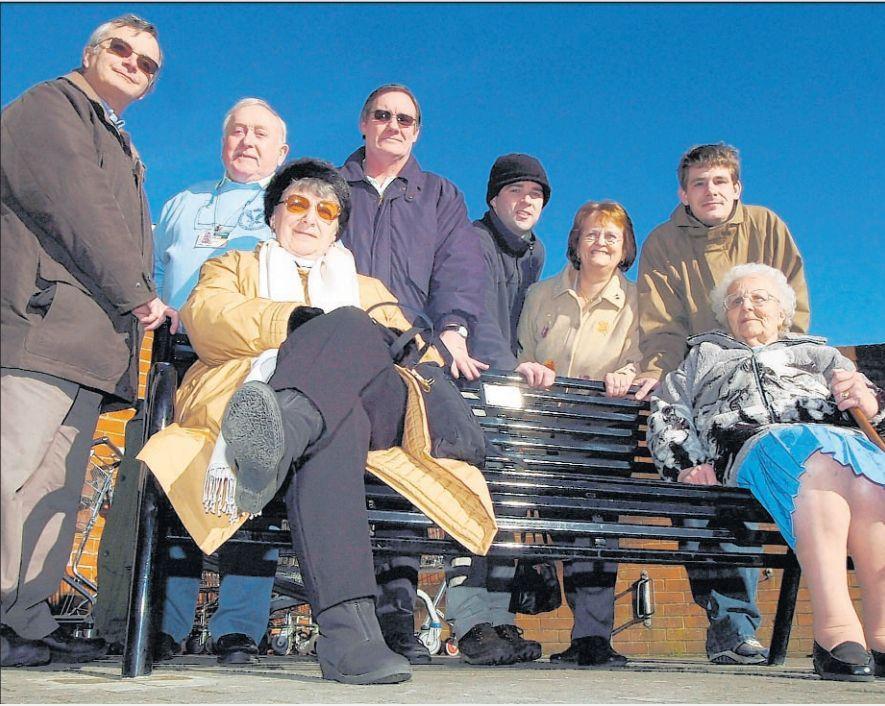 Dorothy
Finch donates £700 for a memorial bench to her late husband
Eric, in Andover