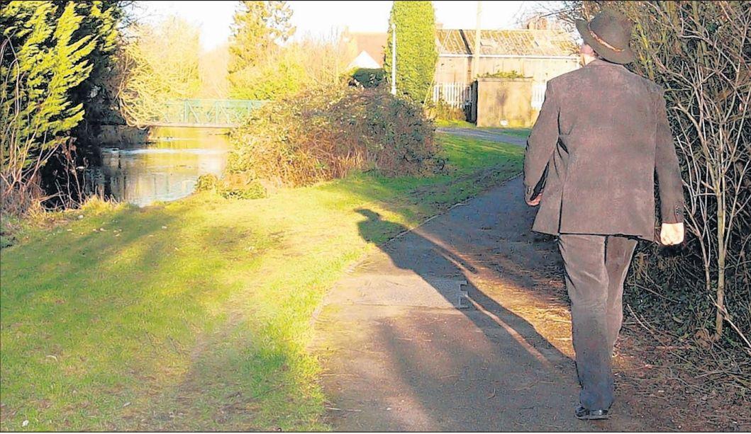 Planners give nod to riverside walk link linking Andover town centre
with Watermills Park