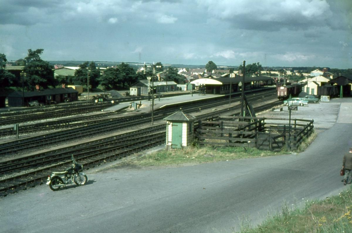Andover Junction Station. Plenty of track in view including for through trains and the line to Ludgershall and Tidworth which was formerly the Midland and Southern Junction Railway which went to Swindon and beyond.

Note the goods shed to the right (now