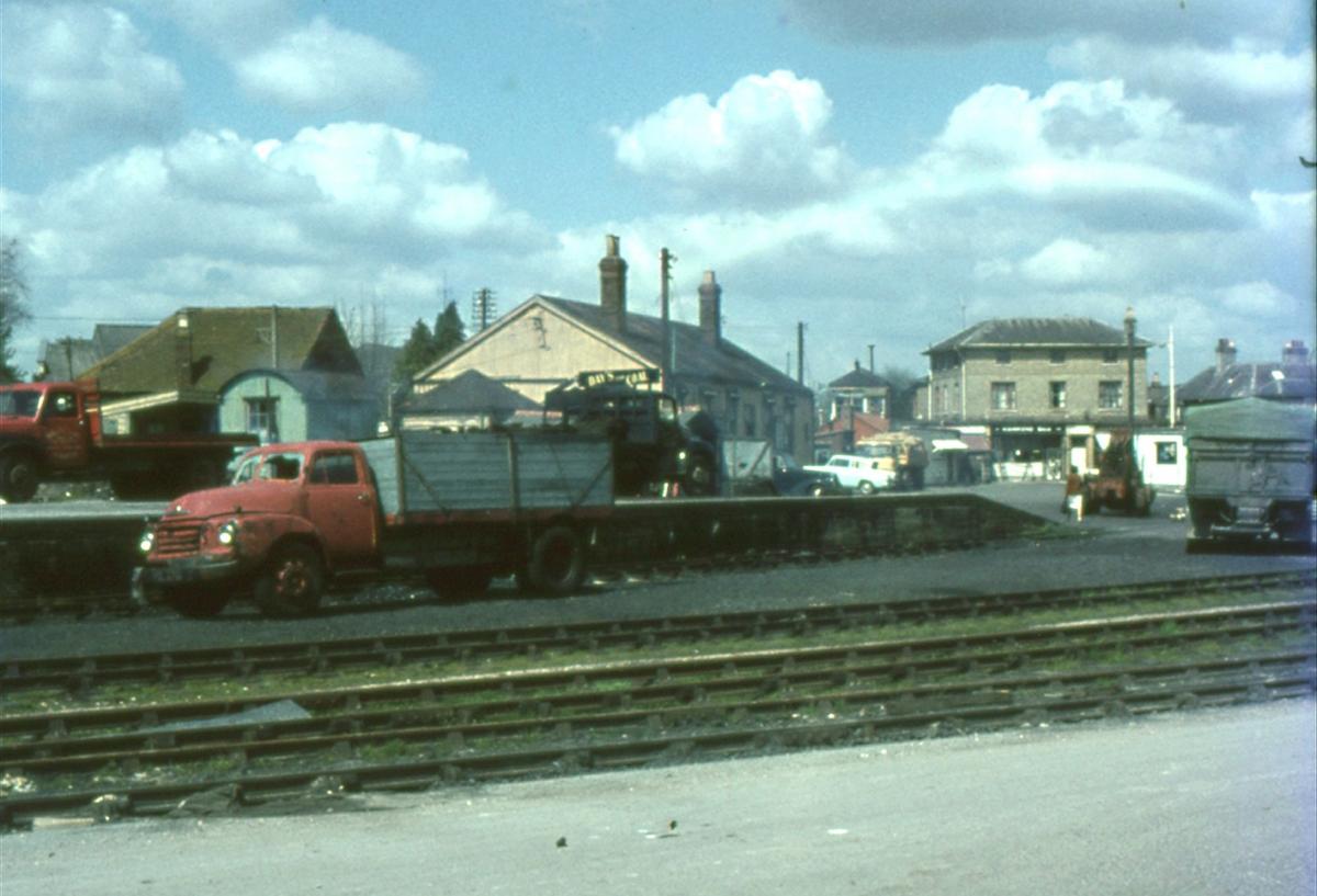 Andover Town Station and coal yard, looking north. Today the site of the traffic lights / roundabout complex next to Bridge Street Sainsburys.

Picture from the Jeffrey Saunders collection.