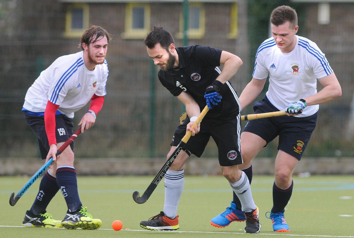 Action from Andover Men's I v London Edwardians. 18th March 2017 - Picture Andy Brooks.