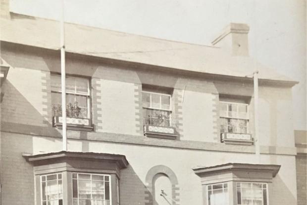An undated postcard of Culling’s Hotel in Andover