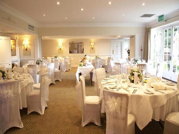 Andover Advertiser: Esseborne Manor Hotel Wedding Reception Hall