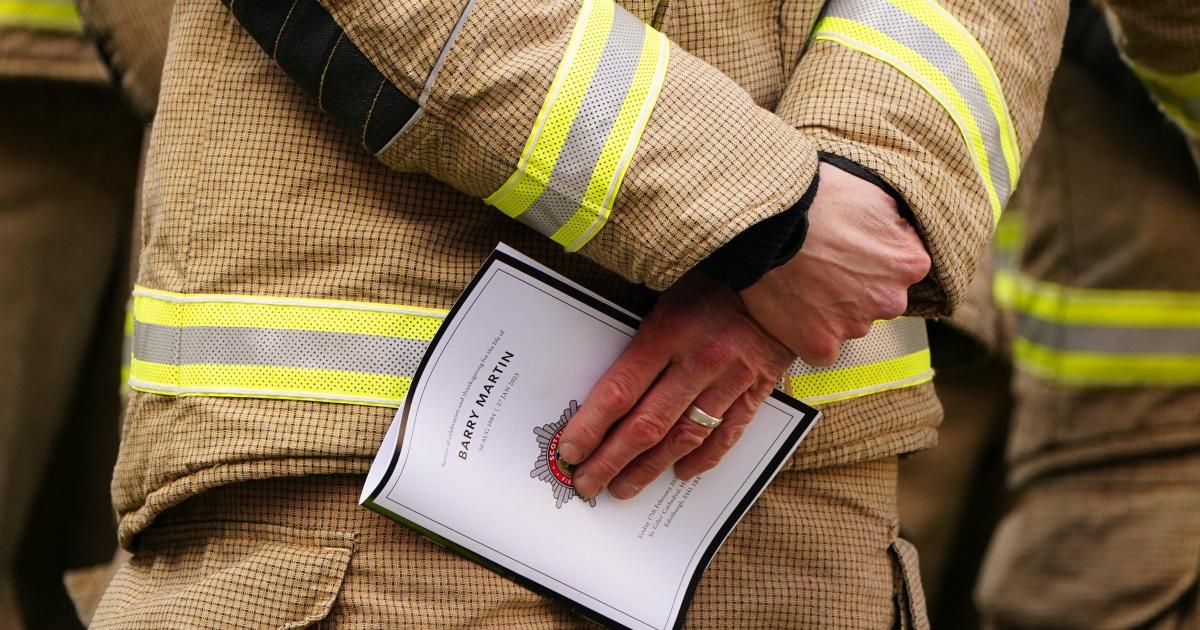 Fallen firefighter giving 'maximum service', says strikes law opponent - Vimarsana News