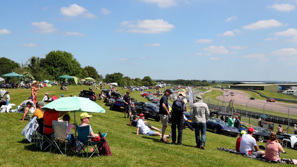 Thruxton Circuit hosts family-friendly day with classic cars - Vimarsana News