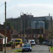 The silos off Weyhill Road are slated for demolition. Credit: Chris Talbot (Geograph, CC BY-SA 2.0)