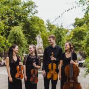 Natasha Humphries (violin), Katie Mazur (violin), Toby Warr (viola), Iza Stefańska (cello)