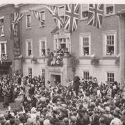 Queen Elizabeth the Queen Mother at the Andover Borough Offices in Bridge Street being welcomed by Andover’s Mayor in 1947. Photo from the David Howard collection.