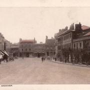 Looking down the High Street, Andover, circa 1900. Parsons & Hart department store is to the right. Postcard: Holmes & Sons (previous owners of the Andover Advertiser for over 100 years)